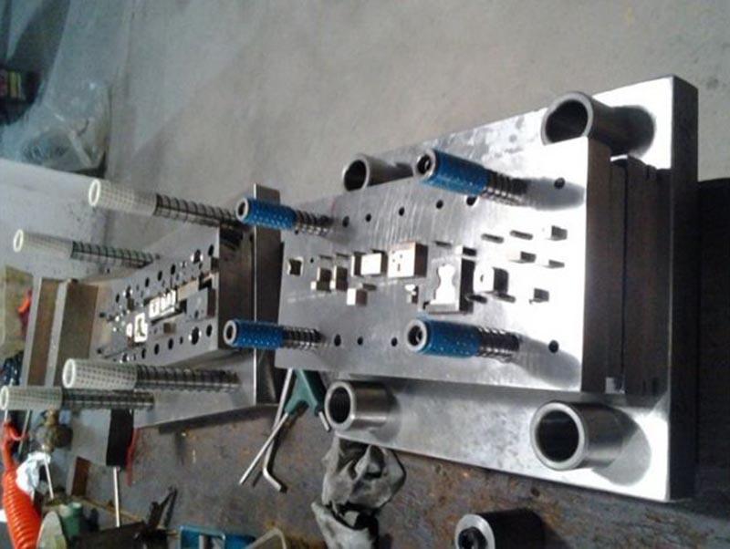 上海模具制造-12